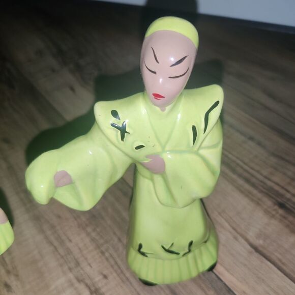 Vintage Asian Ceramic Couple Figurines Green - Picture 7 of 11